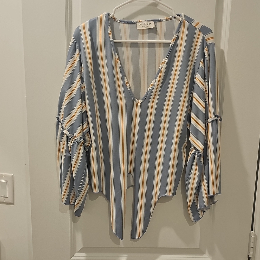 Lavender Field Blue and White Dolman Sleeve V-Neck Blouse